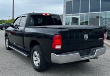 2015 RAM 1500 4WD Quad Cab 140.5" ST