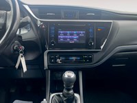 2019 Toyota Corolla SE Manual