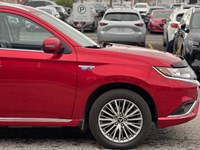 2020 Mitsubishi Outlander Plug-In Hybrid SEL S-AWC