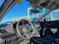 2022 Subaru Impreza Touring 5-door CVT w/EyeSight/ 2 SETS OF TIRES