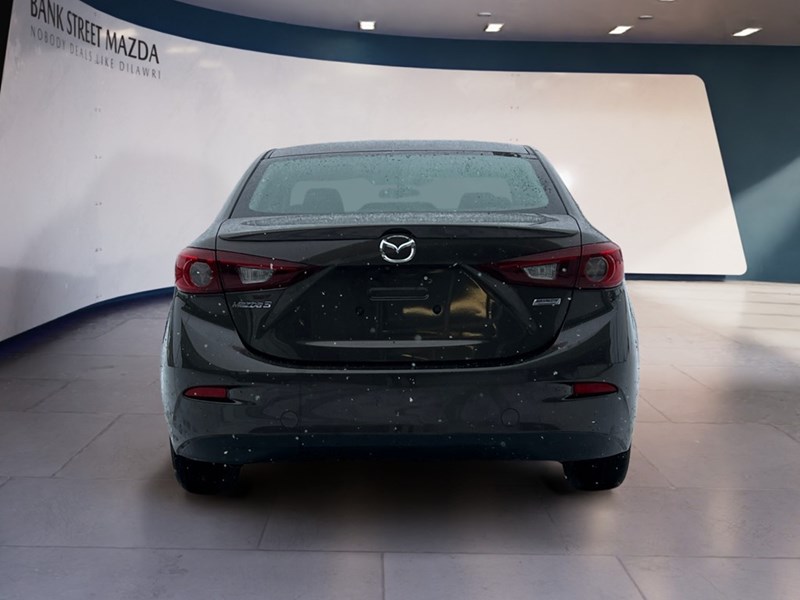 2015  Mazda3 4dr Sdn Auto GS