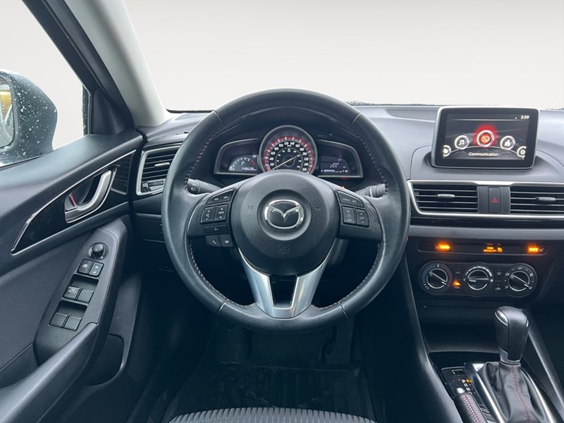 2015  Mazda3 4dr Sdn Auto GS