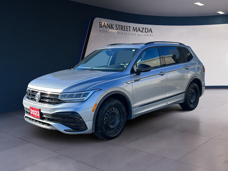 2023 Volkswagen Tiguan Comfortline R-Line Black Edition 4MOTION