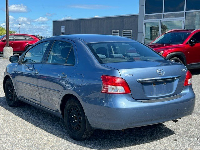 2010 Toyota Yaris 4dr Sdn Man