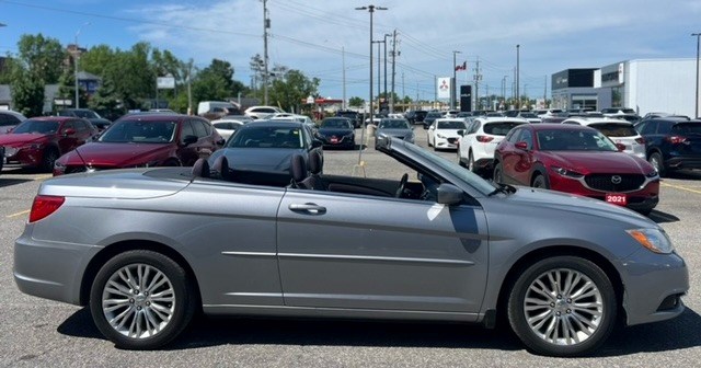 2013 Chrysler 200 2dr Conv Touring