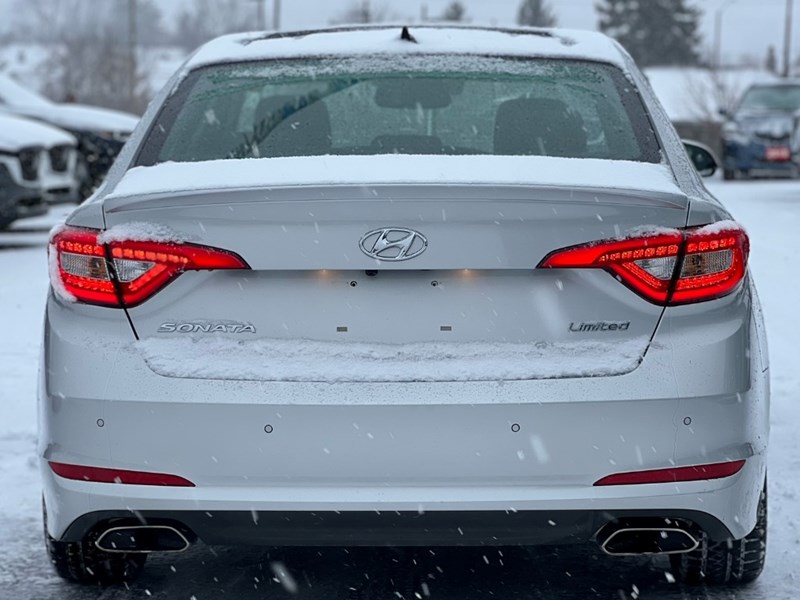 2017 Hyundai Sonata 4dr Sdn 2.4L Auto Limited