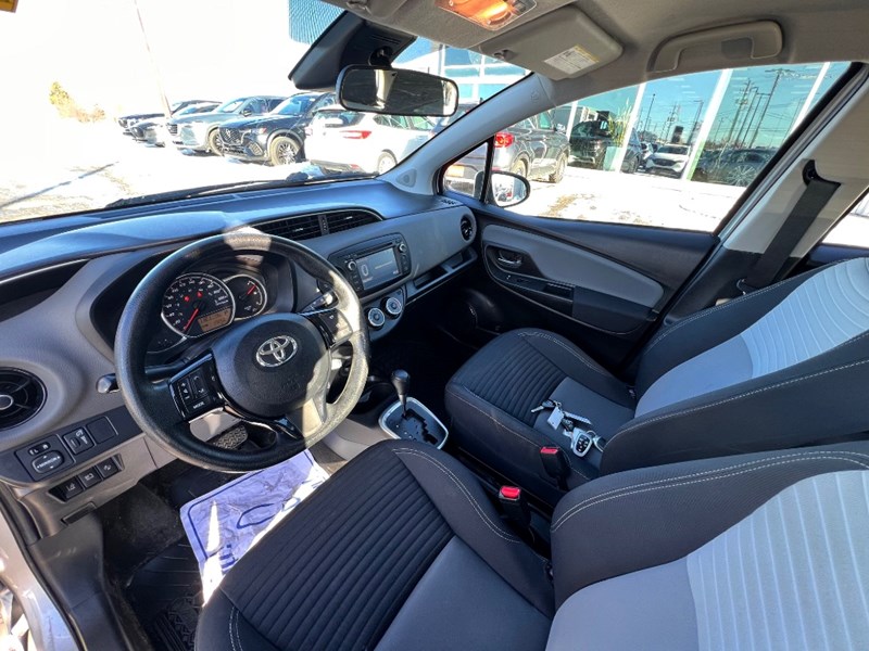 2018 Toyota Yaris 5dr LE Auto