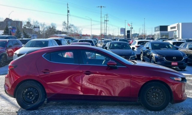 2019  Mazda3 Sport GS Auto FWD / 2 SETS OF TIRES