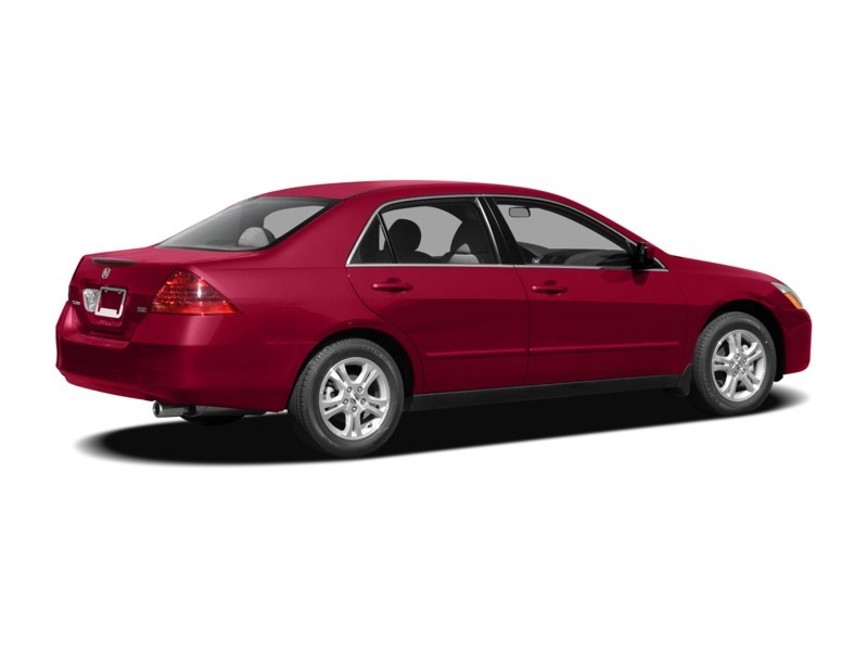 2007 Honda Accord 4dr I4 AT DX-G Exterior Shot 2